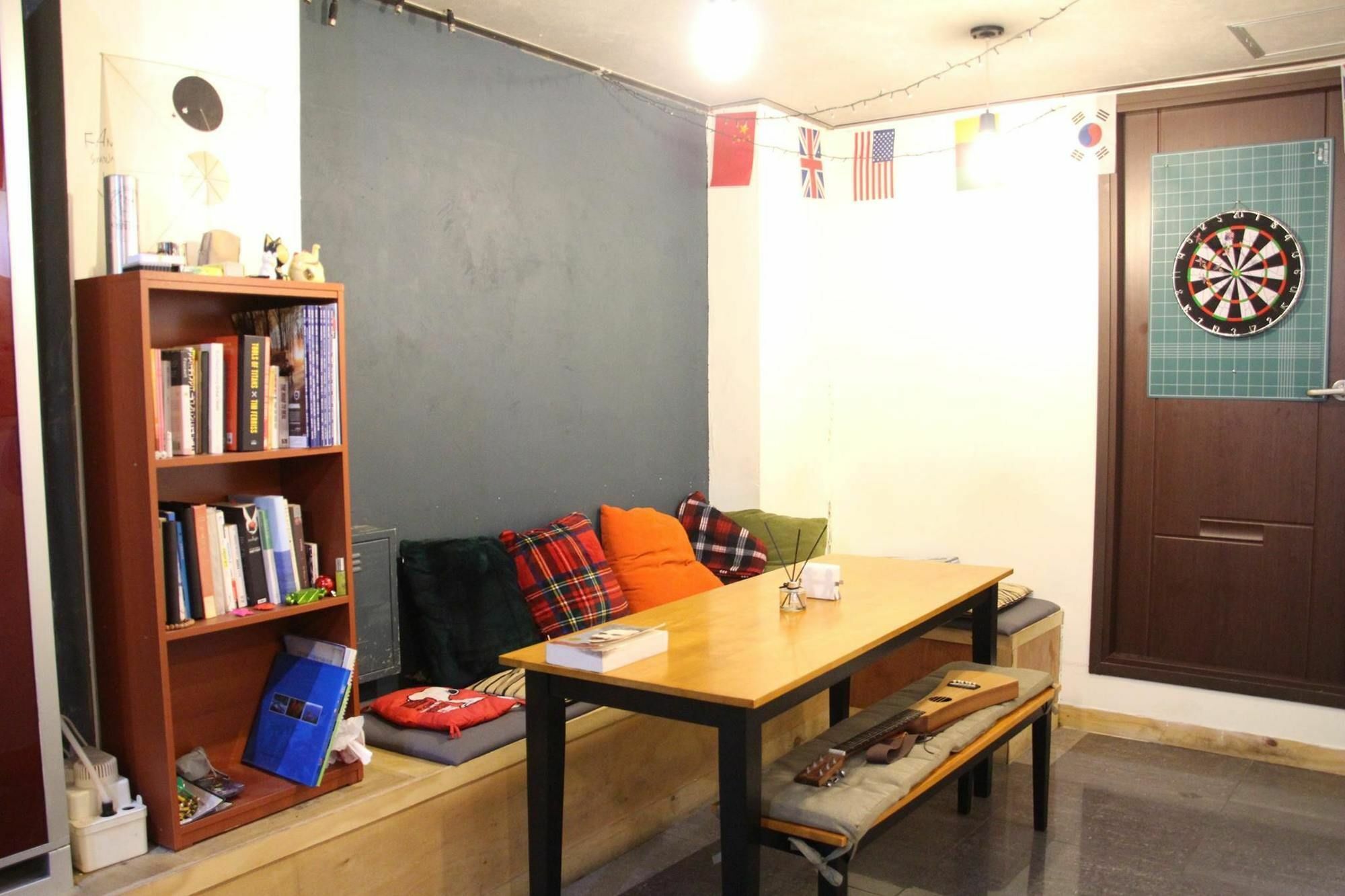 Hotel Backpackers' House Ciudad Metropolitana de Ciudad Metropolitana de Busan Exterior foto